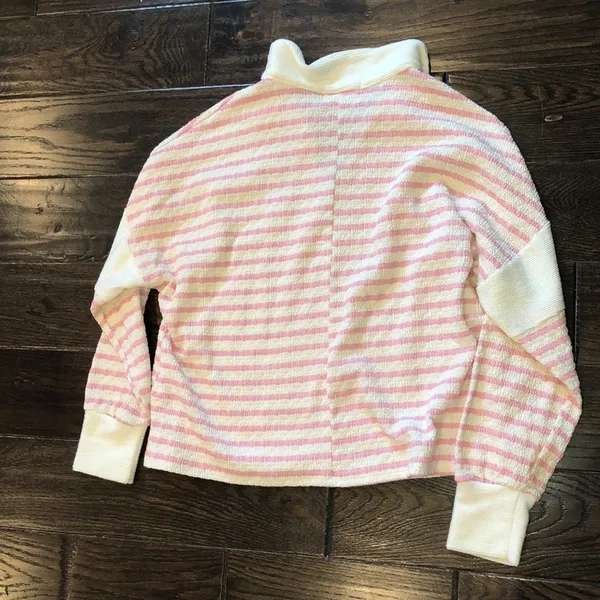 Bucket List pink striped top size medium oversized - Image 6