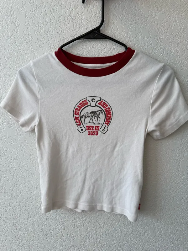 Levi’s Tee Graphic White Red Baby - Image 3