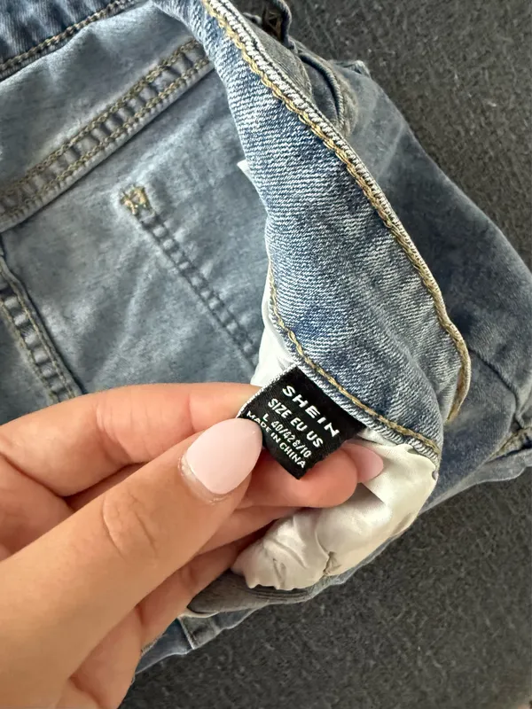 Shein Mini Denim Skirt Blue - Image 3