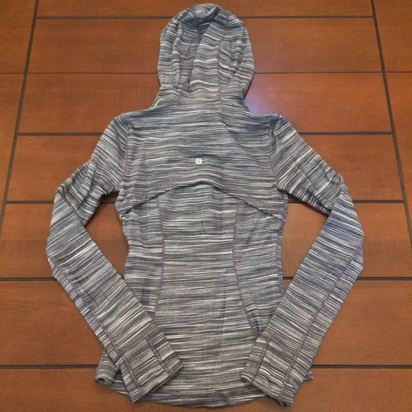 Lululemon define jacket nulu gray size 2 - Image 6