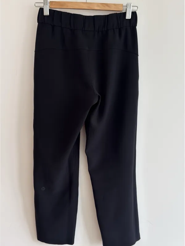 Lululemon On the Fly Crop Woven 23” Black Pants Size 2 - Image 7