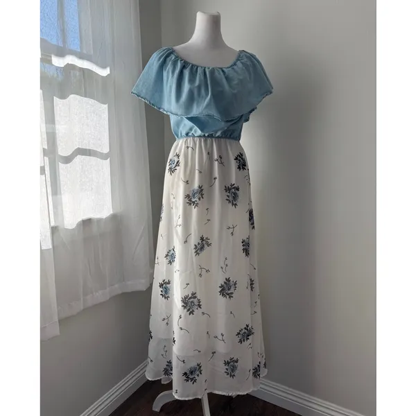 Blue & White Floral Print Ruffle Top Maxi Dress - Image 5