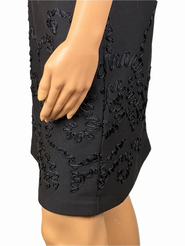 TIANA B. Black Floral Ribbon Appliqué V Neck Shift Dress Medium - Image 8