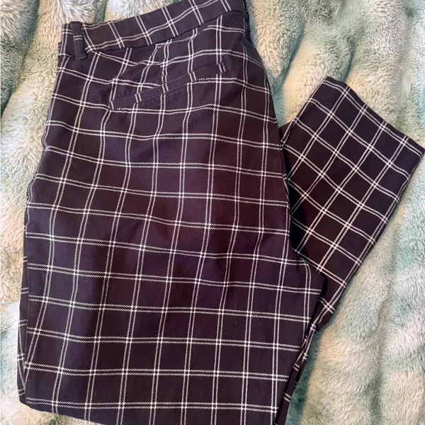 Old Navy - high waisted windowpane plaid pixie skinny ankle pants - Image 3