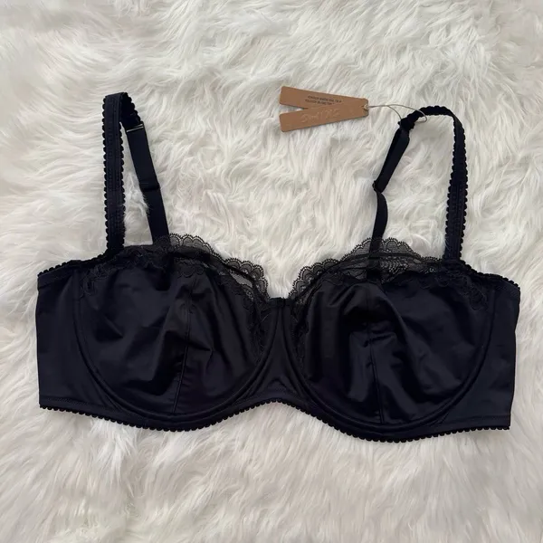 Skims Stretch Satin Lace Unlined Balconette Bra Onyx Size 44DD - Image 2