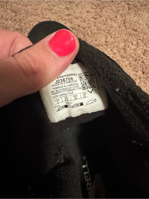 Merrell Black and White High-Top Trail Sneakers - Image 3