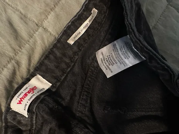 Wrangler Shorts - Image 3