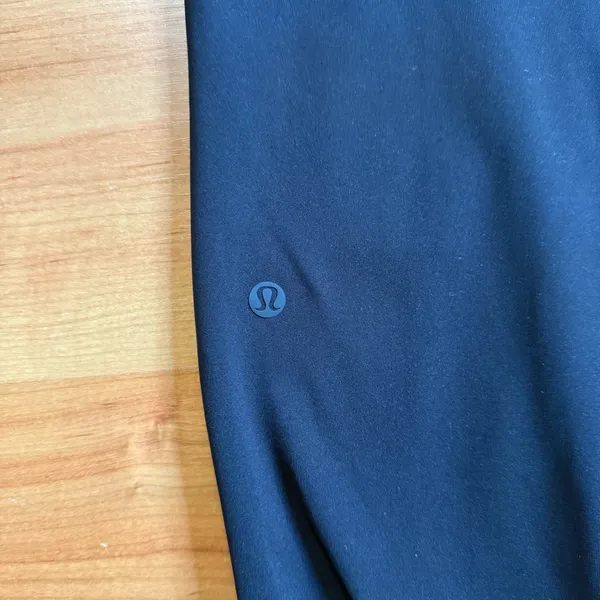Lululemon Luxtreme Slim-fit Mid-rise Jogger Pants in Black Size Medium - Image 10