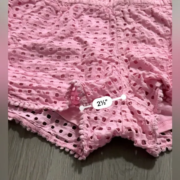 Lilly‎ Pulitzer for Target Pink Eyelet Pom Pom Hem Mid Rise Pull-On Shorts Sz M - Image 8