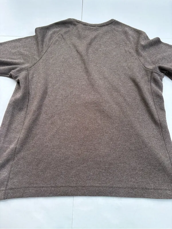 Solaris Women’s Crewneck Top in Brown. Size M Outdoor Layering. - Image 8