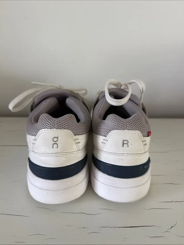 On Running The Roger Advantage White Leather Sneakers CloudTec Walking Sz 7 - Image 6