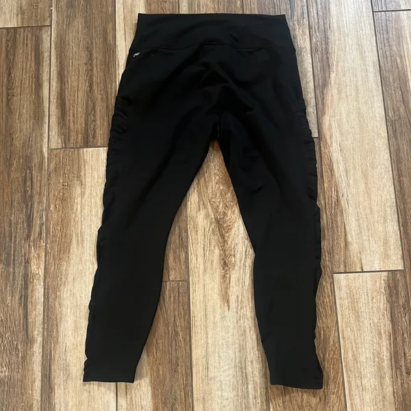 Fabletics black workout leggings xl - Image 4