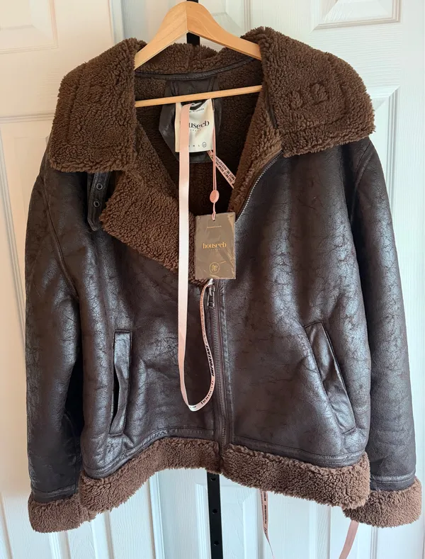 NWT House of CB Brown Vegan Shearling Aviator Jacket Women's Size: L+ - Image 4