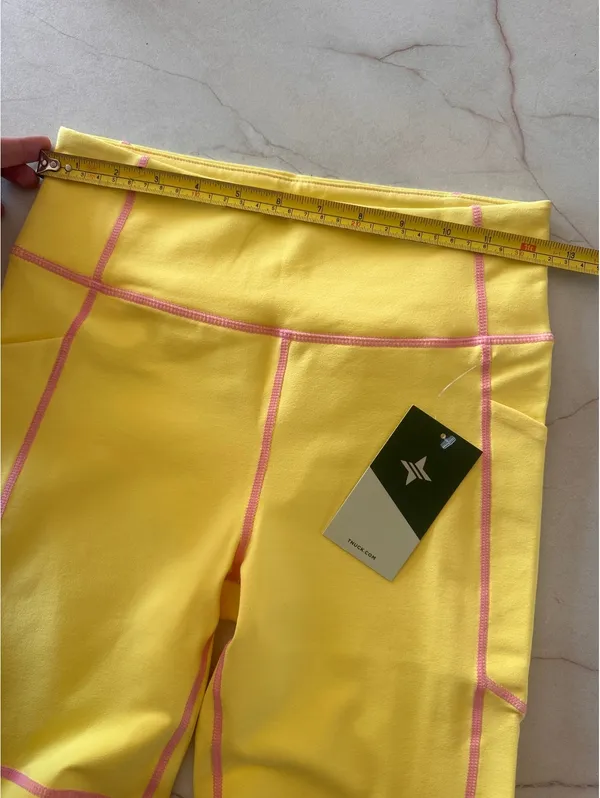 NWT Tuckernuck Sundaze Compression Biker Shorts Yellow & Pink 7” Women’s size XS - Image 10