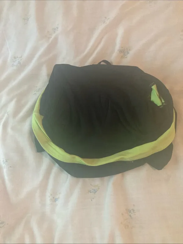 Nike womens Capri workout bottoms - Image 14