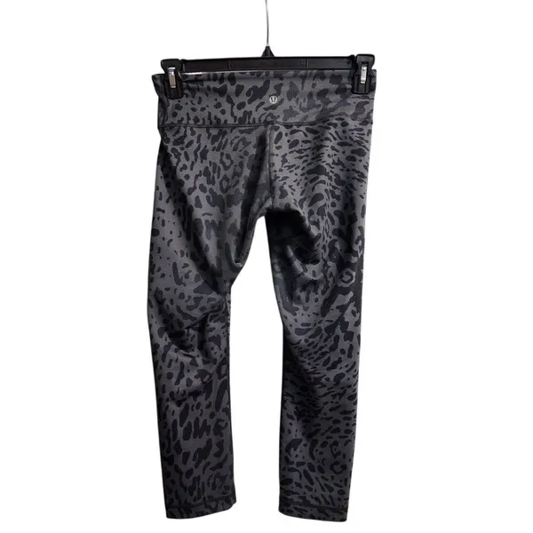 Lululemon Wunder‎ Under Women's Leggings 6 Black Leopard Print - Image 2