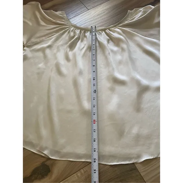 AUM COUTURE 100% Silk Blouse -Off the Shoulder Feature M - Image 7