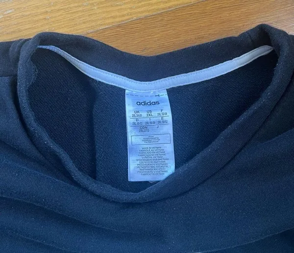 Black adidas pullover 2xl - Image 4