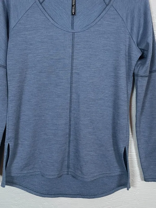 Kuhl Women S Blue Long Sleeve Wool Blend Shirt Scoop Neck Granola Crunchy - Image 2