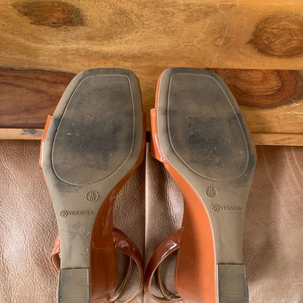 Versona Brown Wedge Heels - Image 3