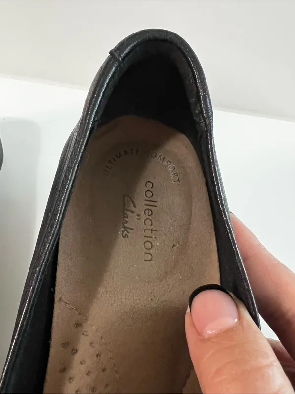Clarks Trish Diva Black Leather Comfort Loafers Slip On Shoes - Image 7