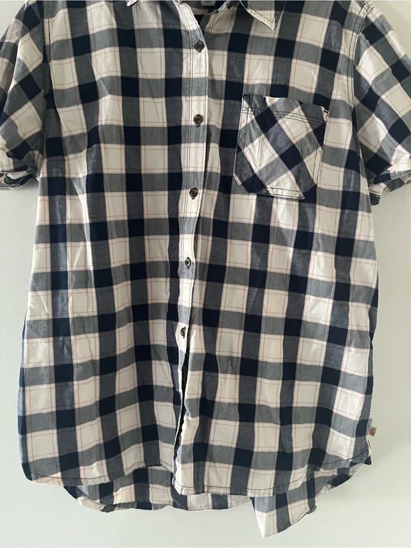 Carhartt Women's Plaid Short Sleeve Button Down Shirt XL Blue White 100% Cotton - Image 4