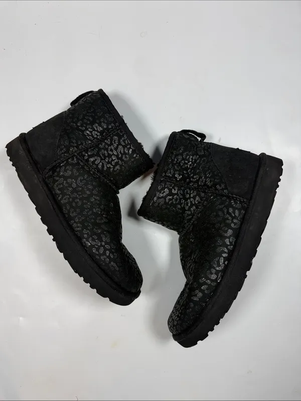 Ugg Classic Mini Snow Leopard Boots in Black S-611 Sz 9 - Image 2