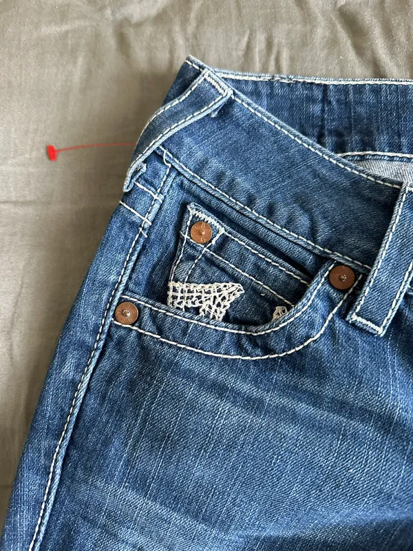 True Religion Size 25 - Image 3