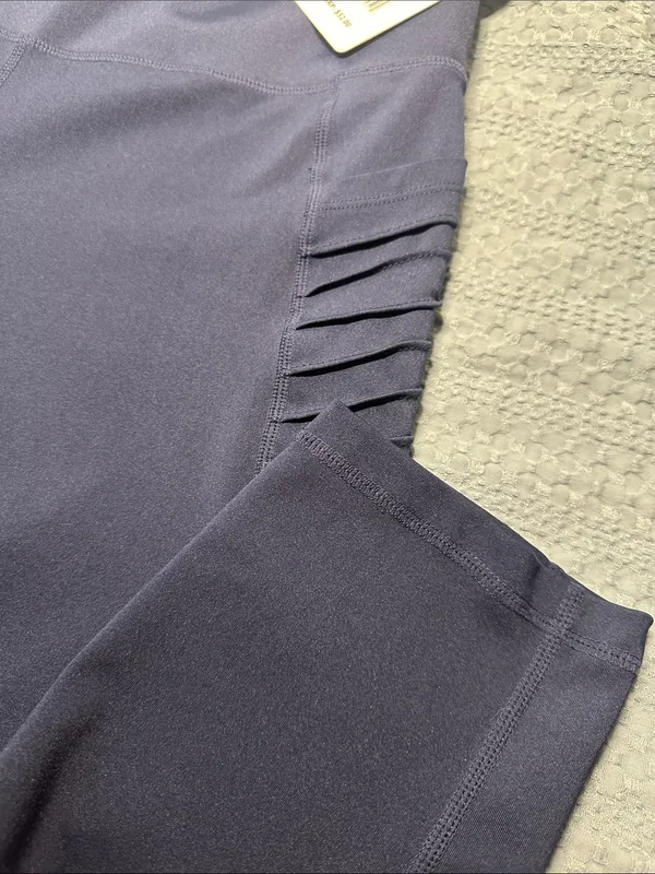 Navy High-Waist Leggings with Side Rib Detail pockets Sz L by VoGo NWT - Image 3