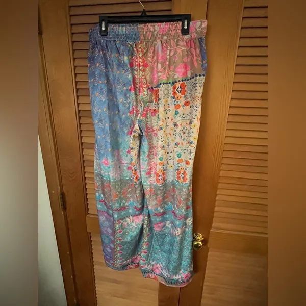 Flowy floral mixed design boho pants size xxl - Image 2