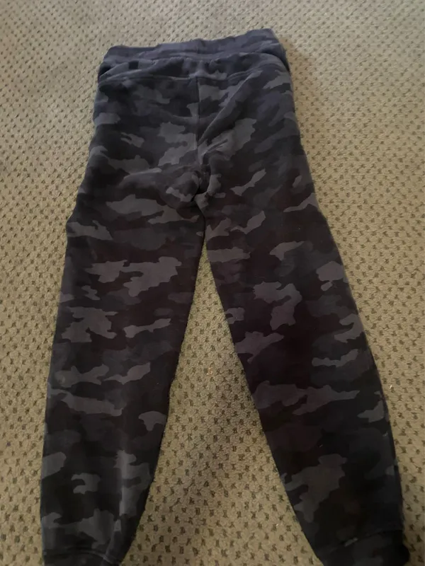 Lululemon Sweatpants  - Image 5