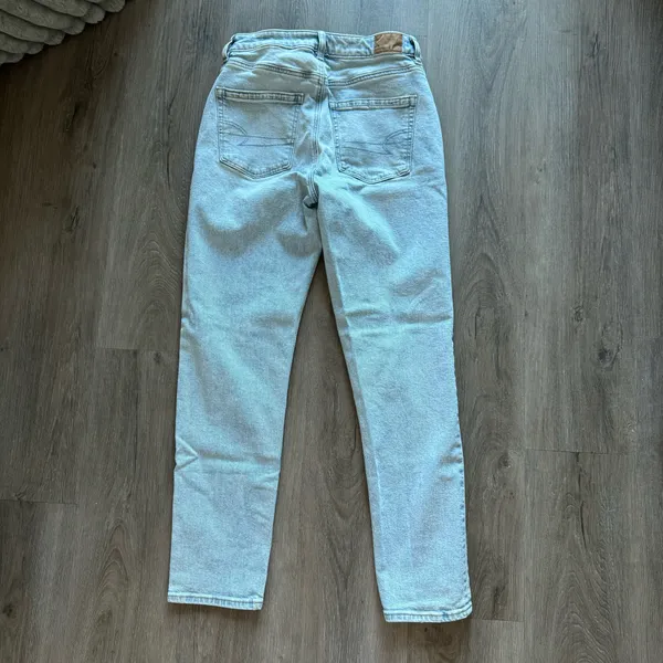 American Eagle Mom Jeans - Image 5