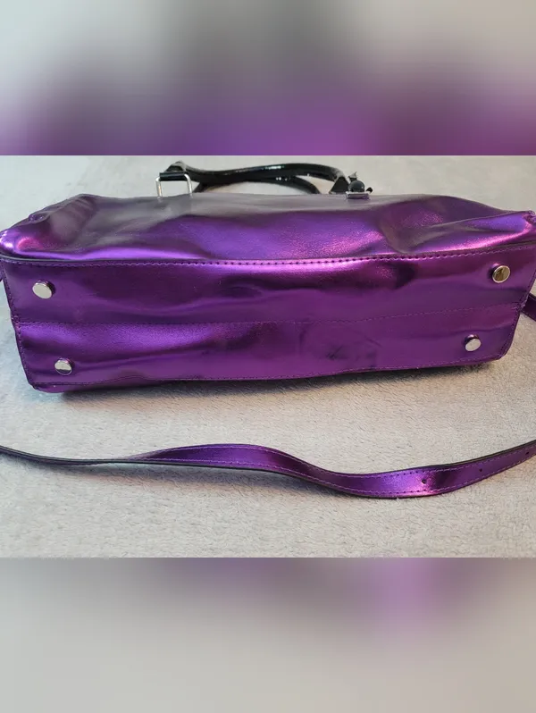 Younique Presenter Metallic Purple Tote Bag & Crossbody Strap NWOT - Image 4