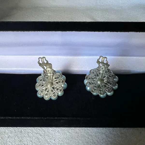 vintage 1950s-1960s cluster clip-on earrings, featuring blue faux pearl - Image 4