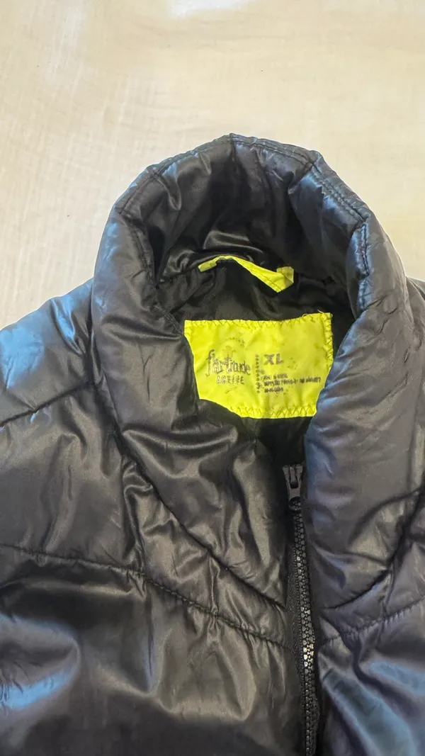 Black Vest Size XL - Image 3