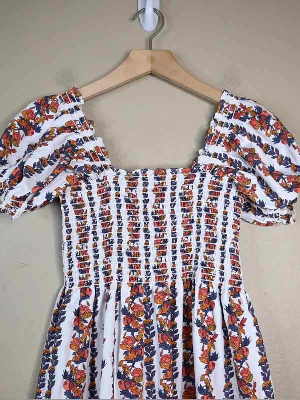 O.P.T. One Pretty Thing Women's M Daphne Floral Smocked Midi Dress NEW - Image 3