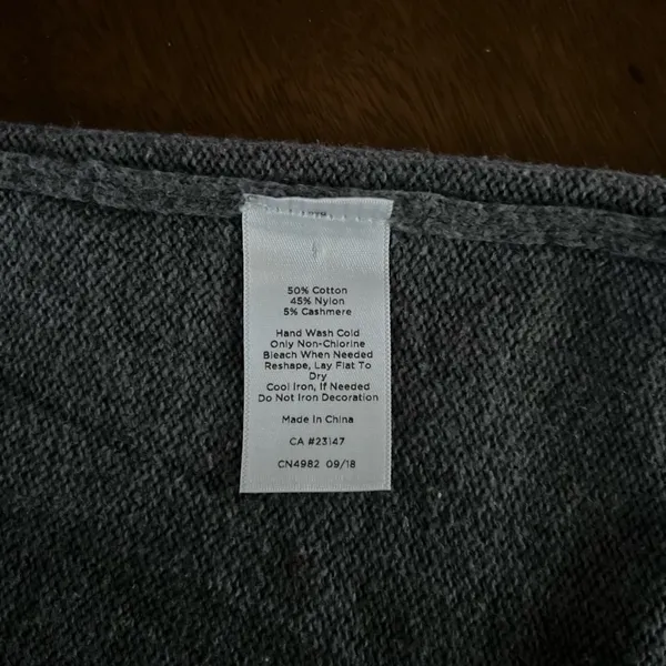 Women’s Talbots Sabrina Cashmere Blend Pearl Beaded Gray Tunic Sweater XS - Image 5