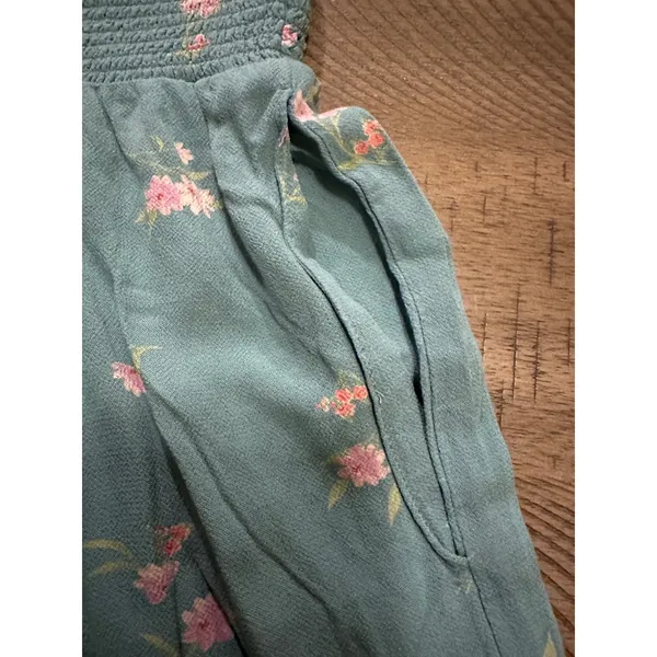 American Eagle Boho‎ Floral Smocked High-Waisted Shorts with Pockets - XS - Image 2
