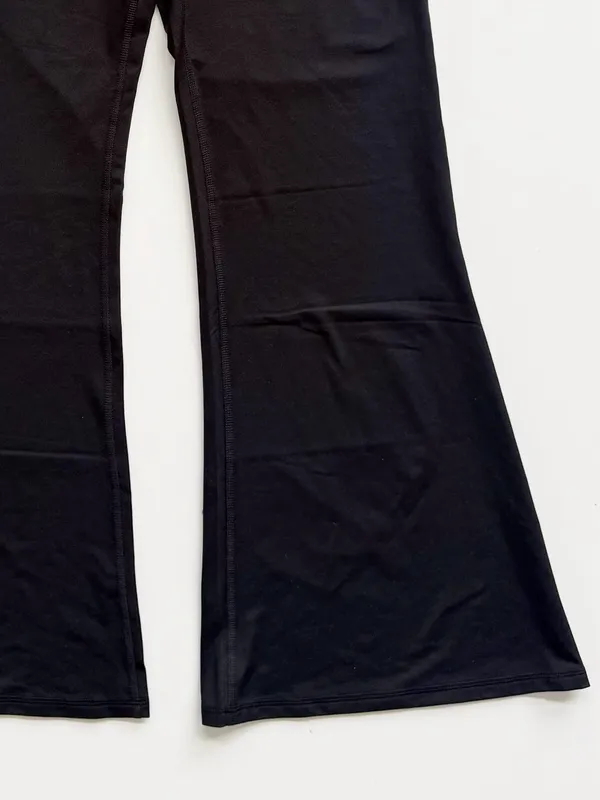 Fabletics Cloud Jersey Foldover Flare Black Size Large SHORT - Image 5