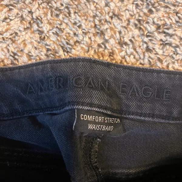 American Eagle Womens Black Distressed Mom Jean Comfort Stretch Waistband Size 4 - Image 2