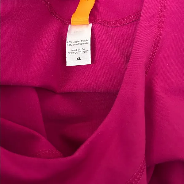Lucy scoop neck tank sz XL - Image 4