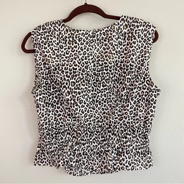 J. Crew Leopard Print Cotton‎ Poplin Hyacinth Top Size Medium - Image 6