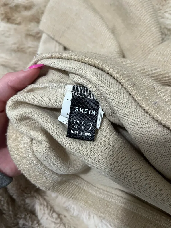 Shein Two-Piece Set - Image 6