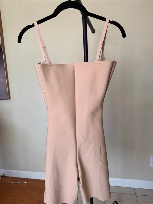 Skims Body Zoned Open Bust Mid Thigh Bodysuit NWT size L - Image 6