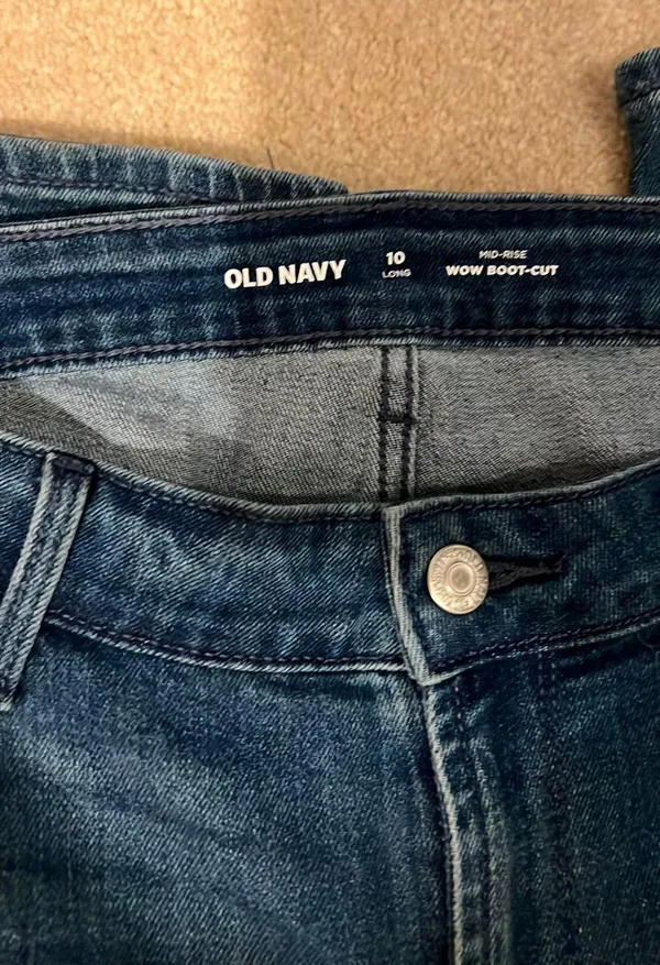Old Navy Wow Boot Cut Jeans - Image 3