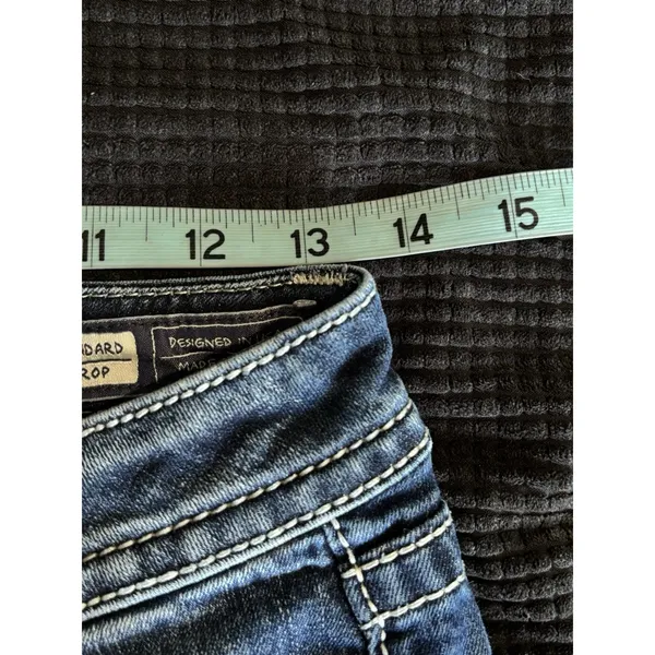 Miss Me Crop Denim Jeans Sequins/Embroidered/Gems Logo‎ Size 27 Western/Boho - Image 7