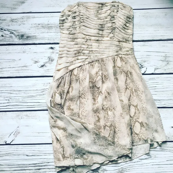 WINDSOR City Triangle Snake Animal Print Dress - Image 4