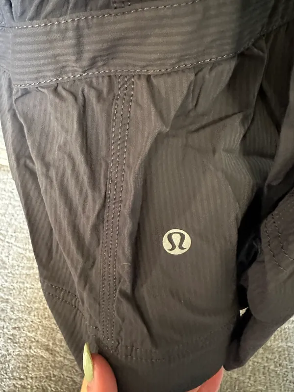 Lululemon Windbreaker - Image 4