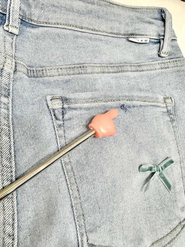 Risen Cassidy High-Rise Barrel Leg Bow Detail Cropped Blue Jeans Size 5/27 - Image 15