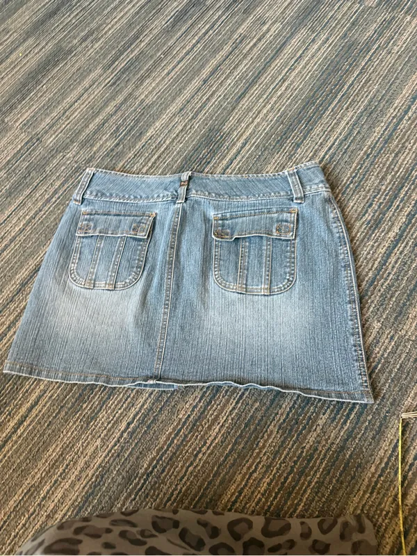 GLO Jeans Y2K Low Rise Denim Mini Skirt Blue 19” Waist 15” Length - Image 3